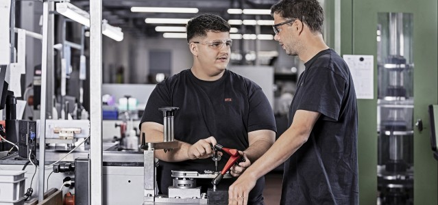 Produktionsmechaniker_0040_1920px